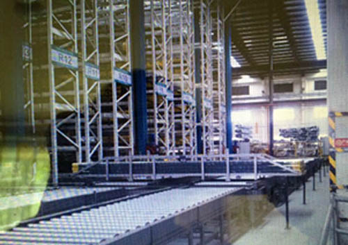 长杆件巷道堆垛机